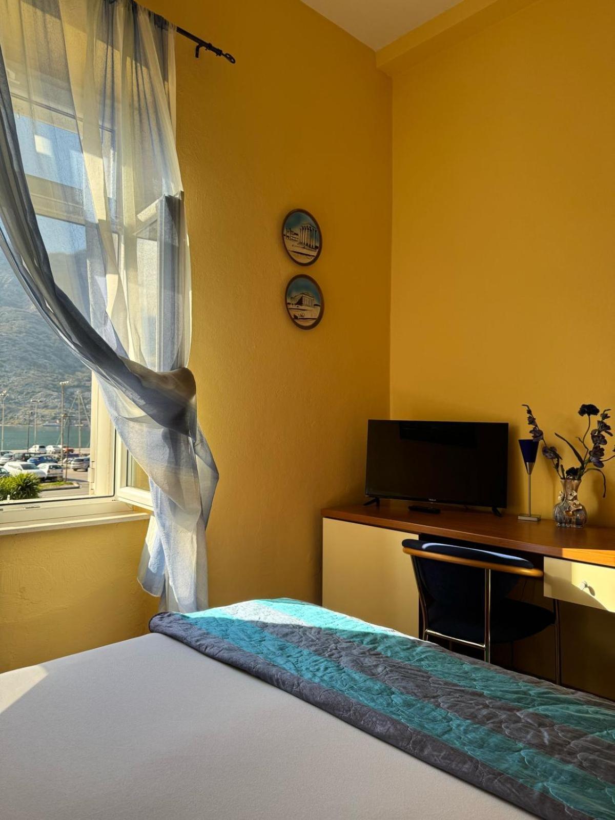 Apartments Vojin Risan Rum bild